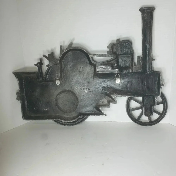 Vintage Cast Metal Steam Engine Train Wall Plaque Brass Tone. - Picture 2 of 7